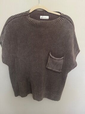 Zenana Outfitters Ribbed Knit Sweater in Taupe
